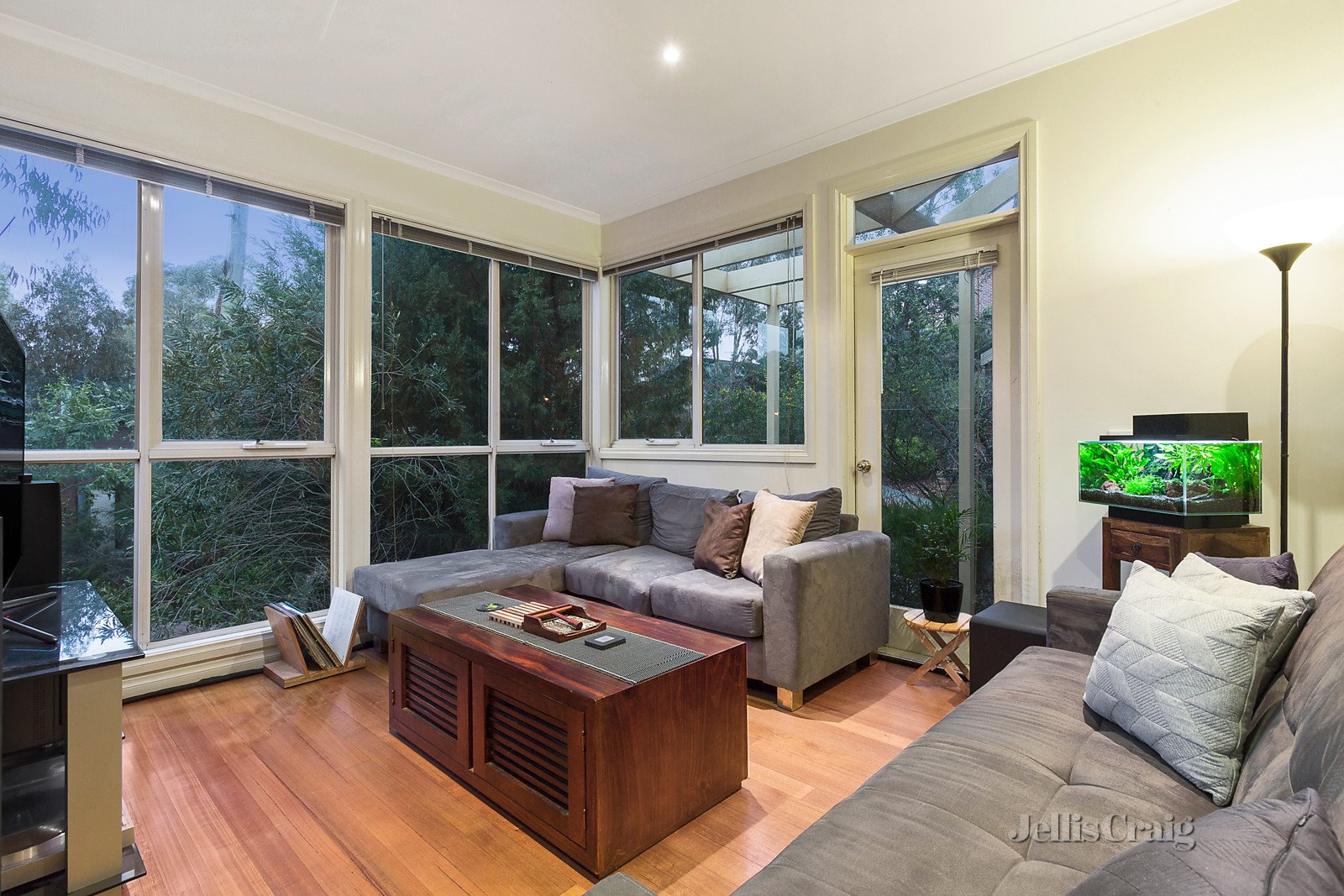 1/19 Karingal Drive, Montmorency image 3