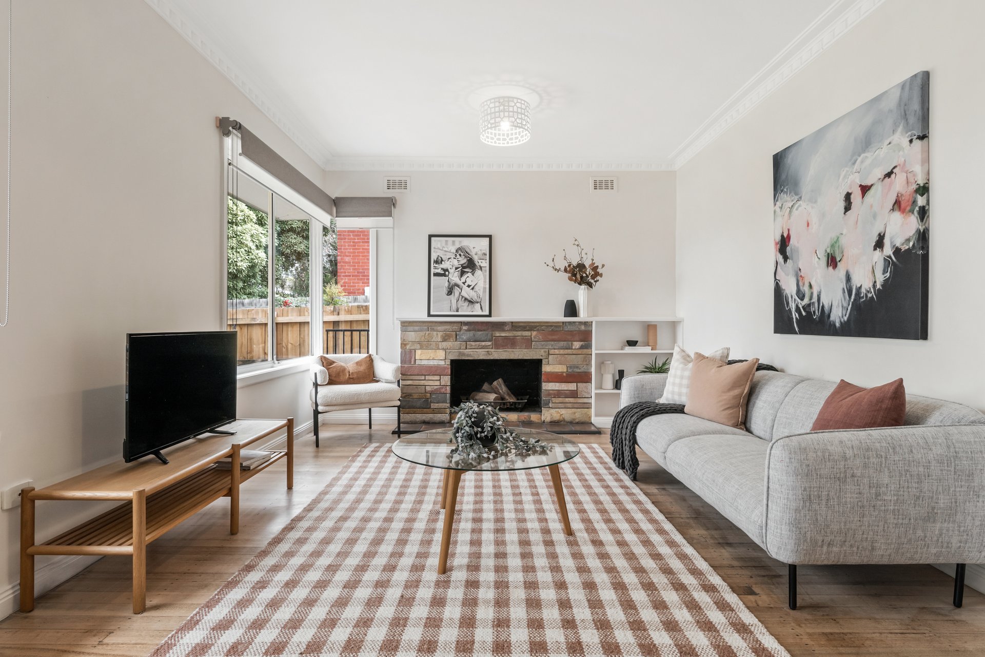 1/19 Kitchener Road, Croydon image 2