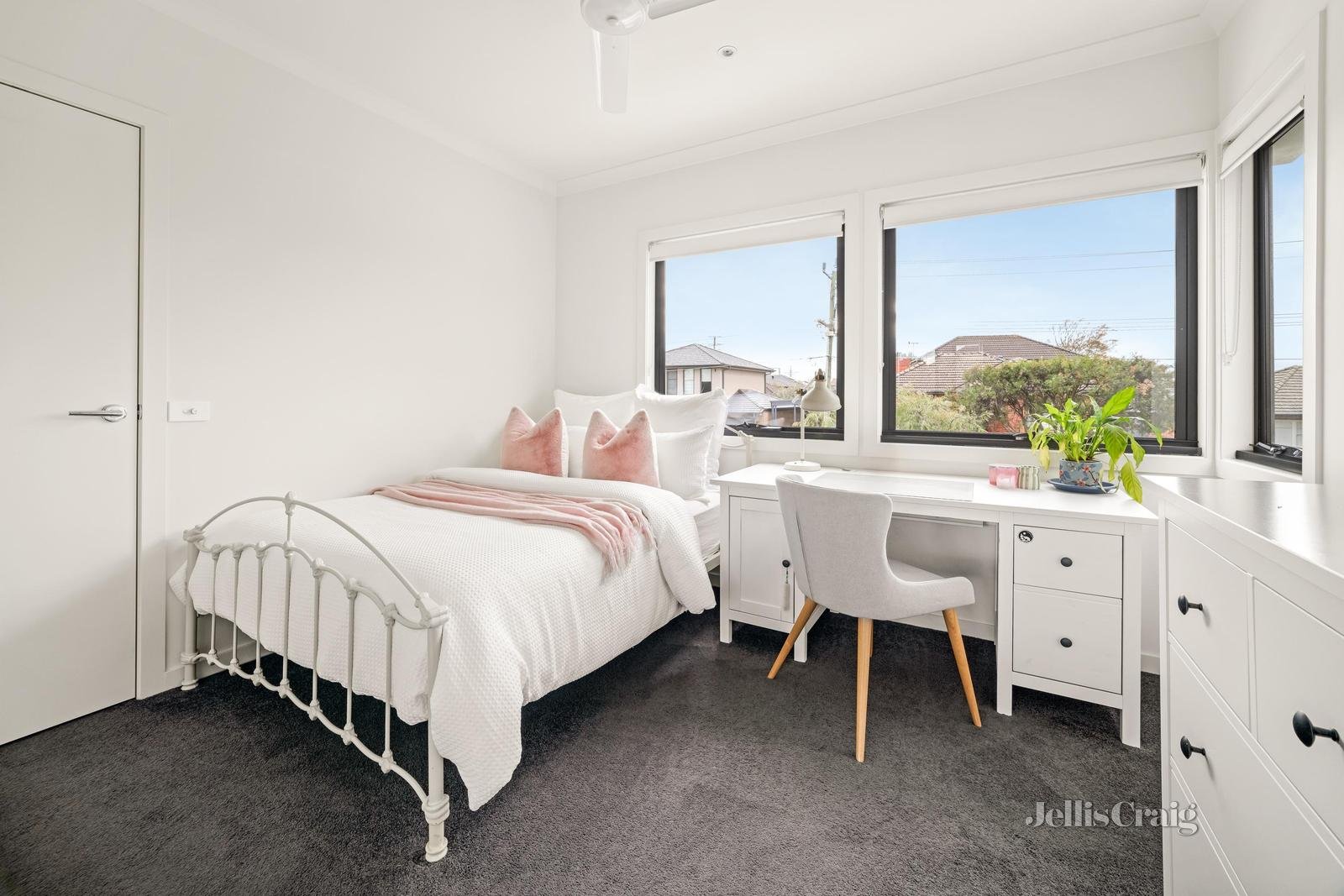 1/19 Laburnum Street, Parkdale image 8