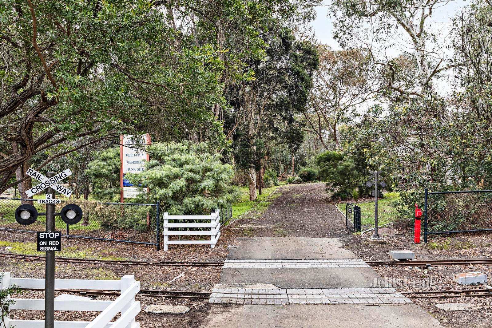 119 Lavender Park Road, Eltham image 6