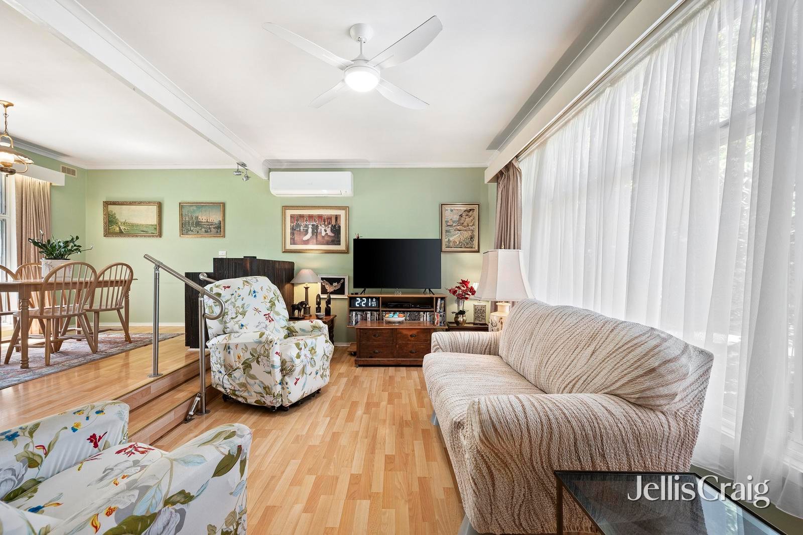 119 Lomond Avenue, Kilsyth image 2