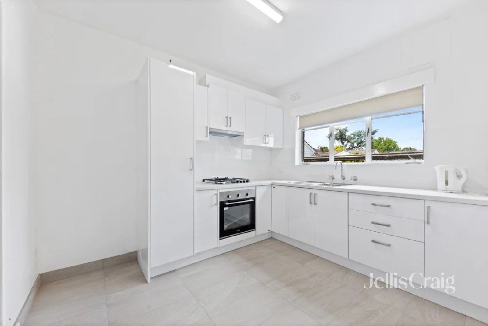 1/19 Lower Plenty Road, Rosanna image 2