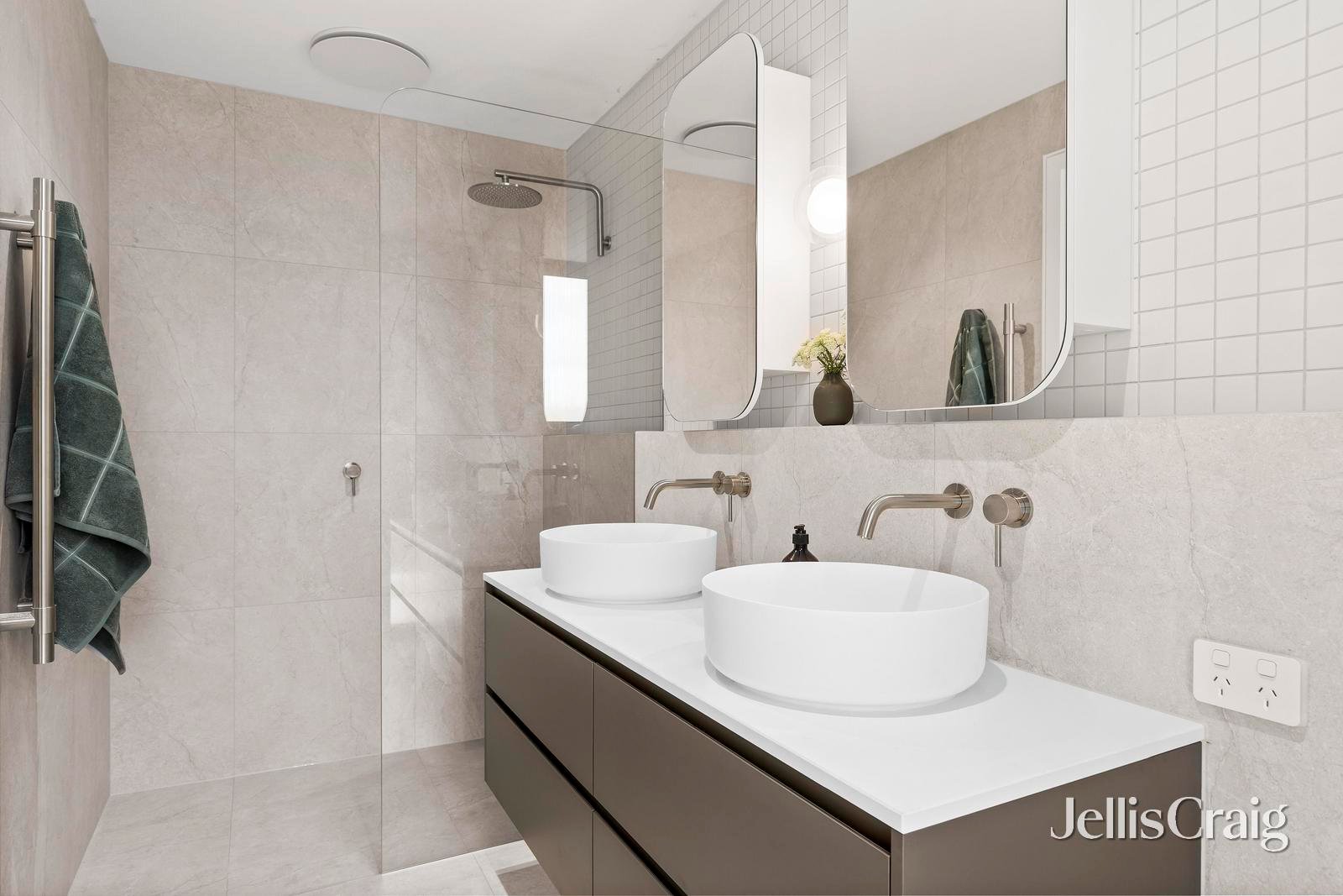 119 Macedon Road, Templestowe Lower image 12