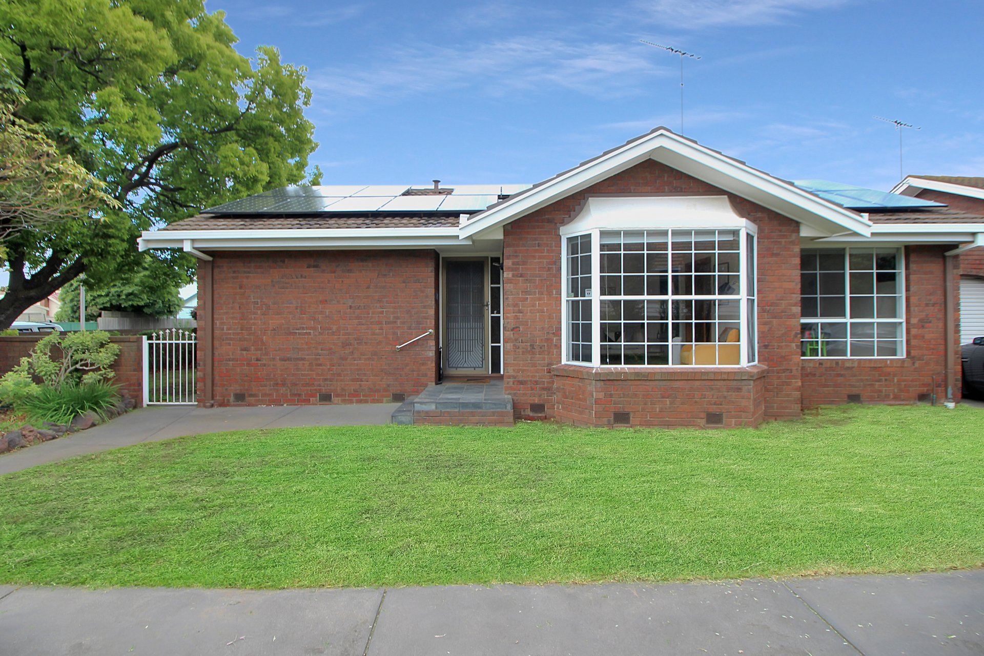 1/19 McMillan Avenue, Geelong image 1