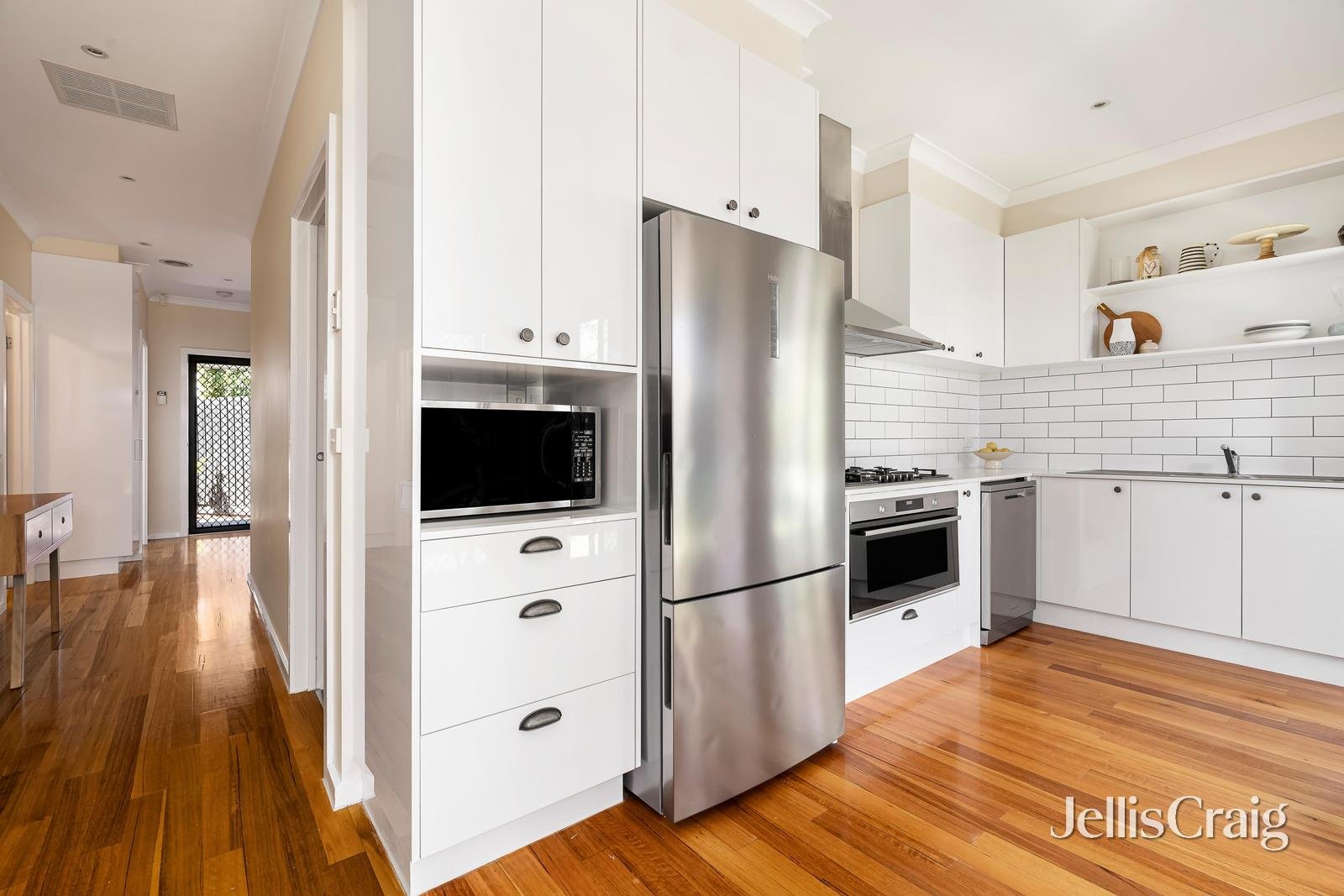 1/19 Merritt Court, Altona image 3