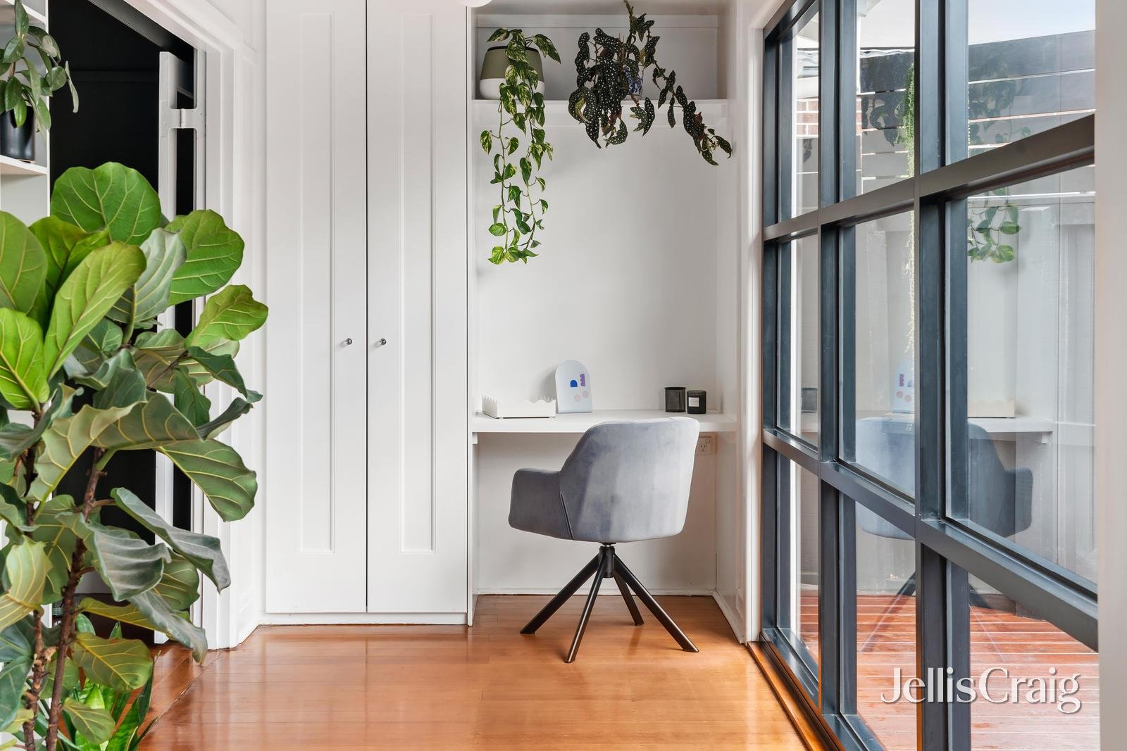 1/19 Patterson Road, Bentleigh image 4