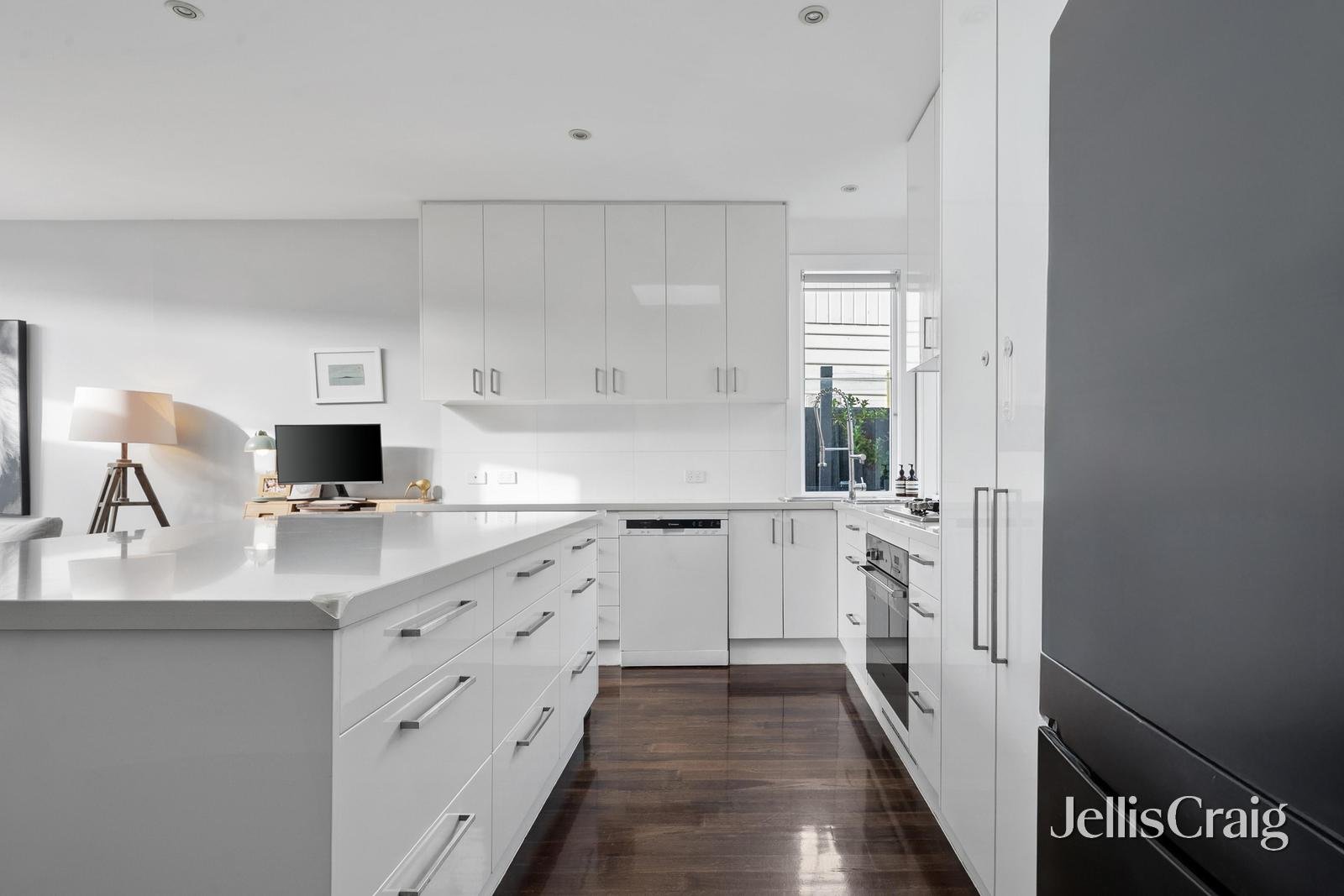119 Railway Place, Williamstown image 4