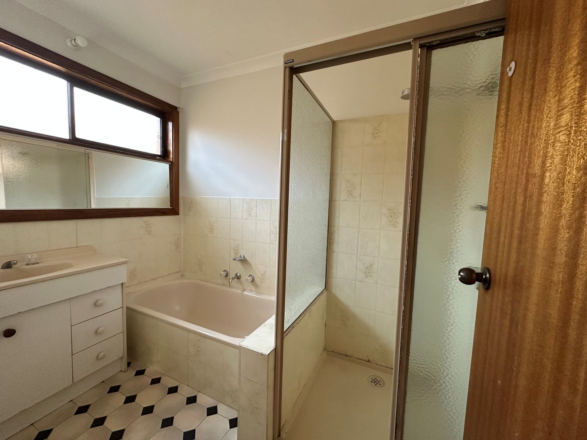 1/19 Riviera Street, Mentone image 9