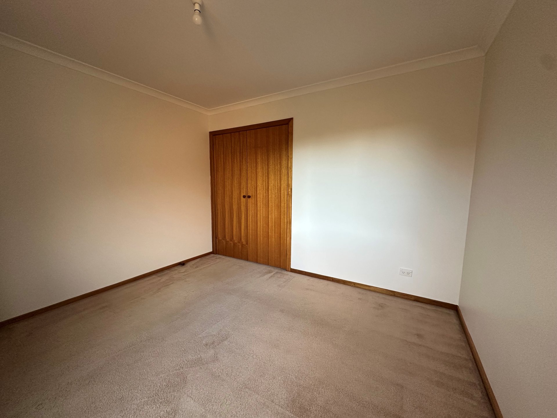 1/19 Riviera Street, Mentone image 6