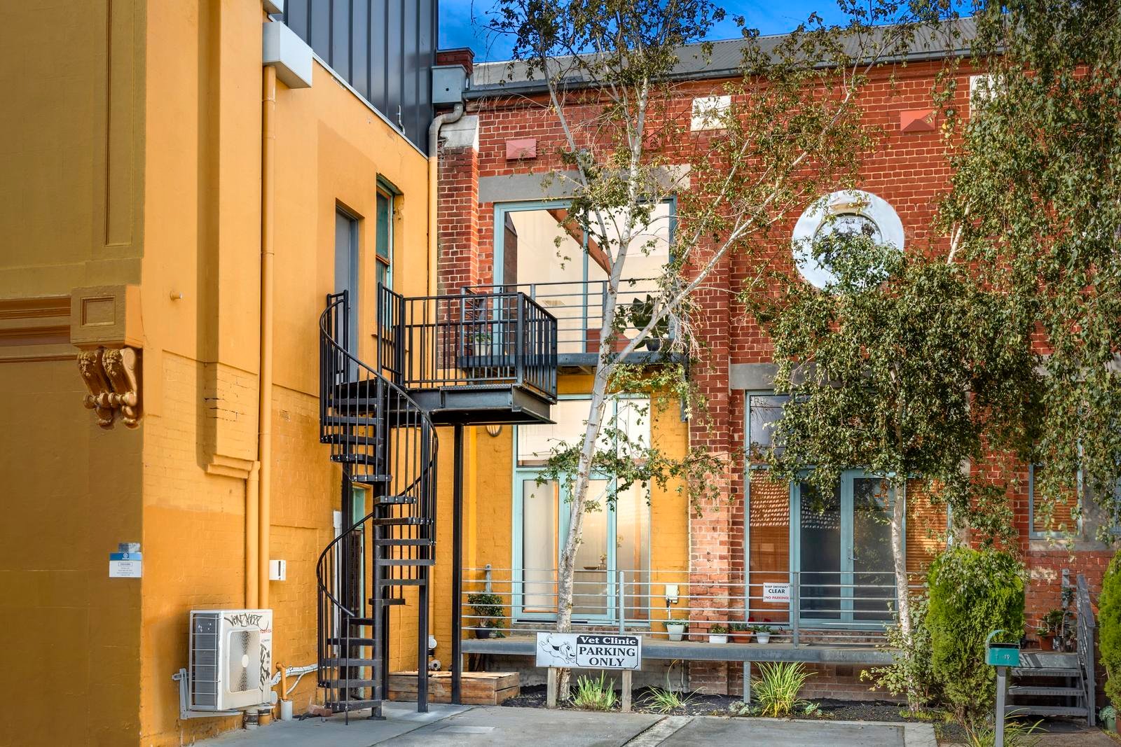 Property Gallery - Main Image