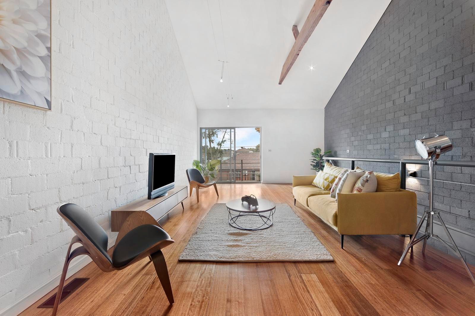 Property Gallery Thumbnail 2
