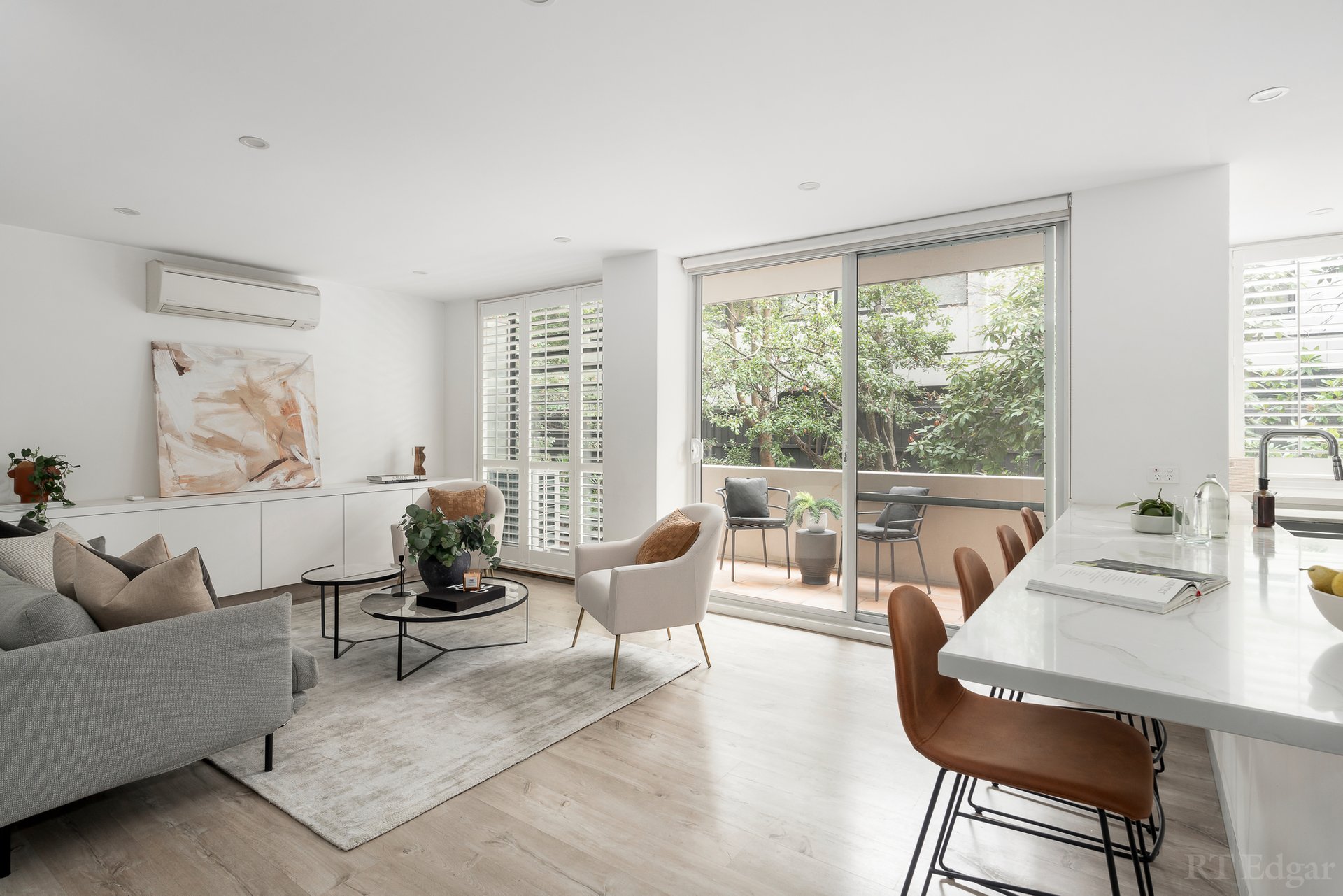 Property Gallery Thumbnail 3