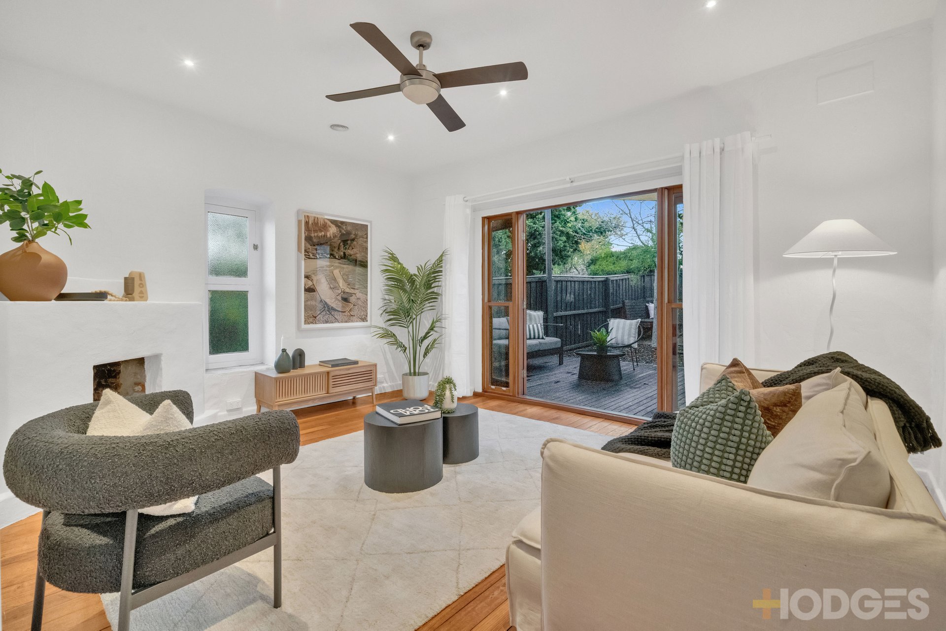 1 / 19 Sunray Avenue Cheltenham