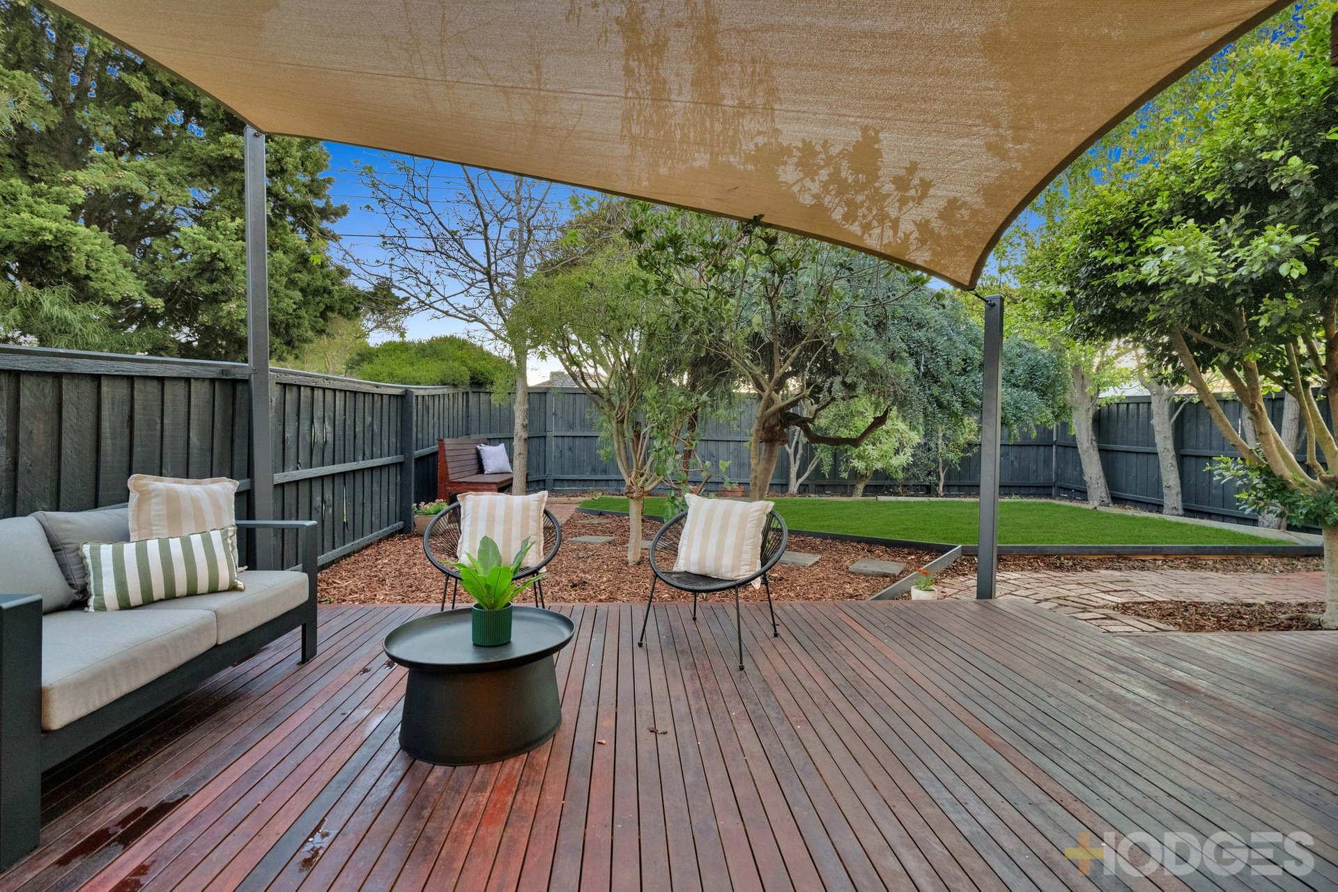 1 / 19 Sunray Avenue Cheltenham