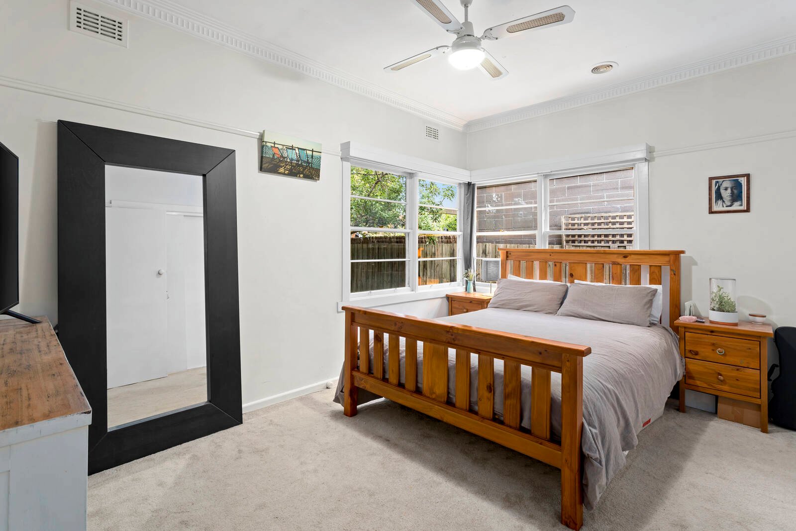 Property Gallery Thumbnail 7
