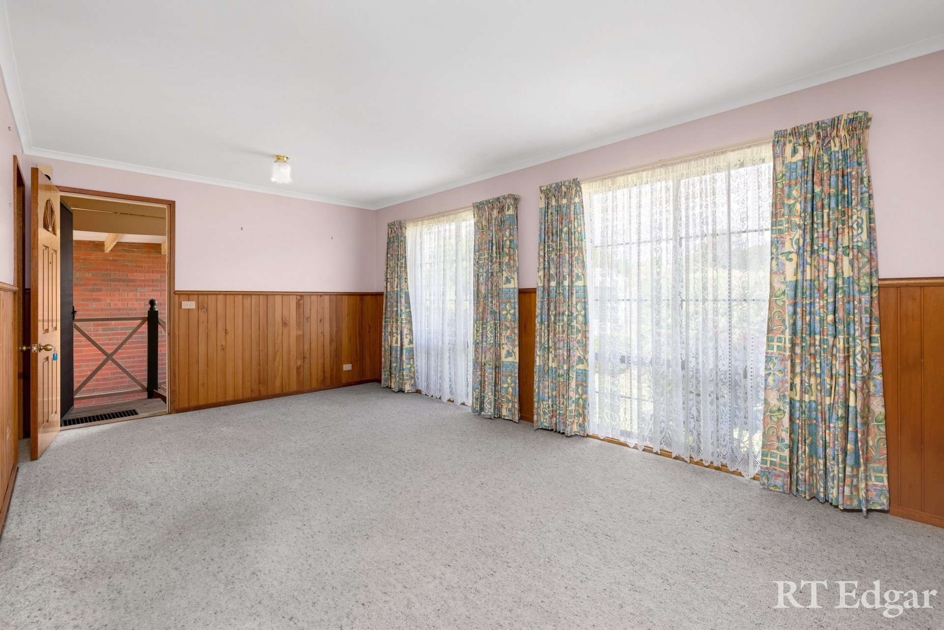 Property Gallery Thumbnail 4