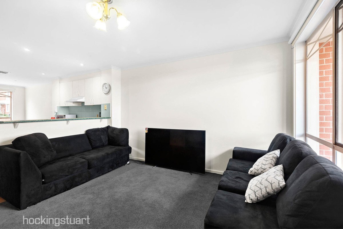 11/910 Canterbury Road, Box Hill South image 3