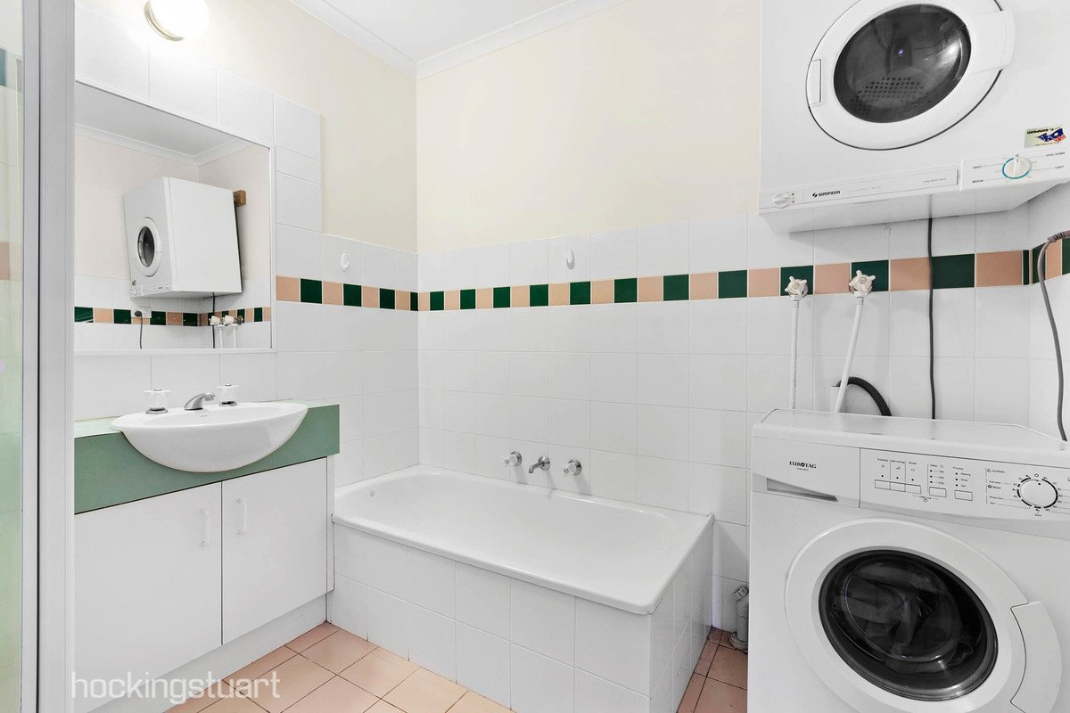 11/910 Canterbury Road, Box Hill South image 8