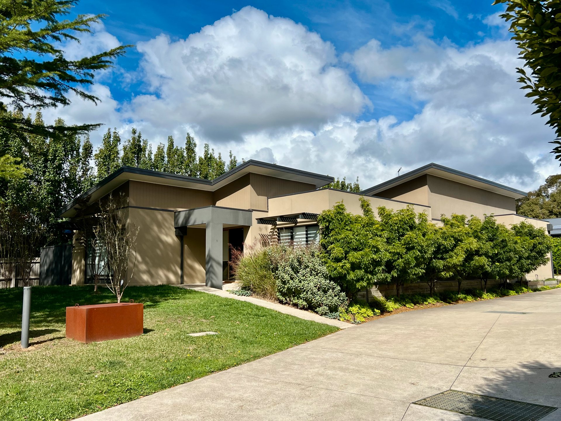 1/1921 Mount Macedon Road, Woodend image 1