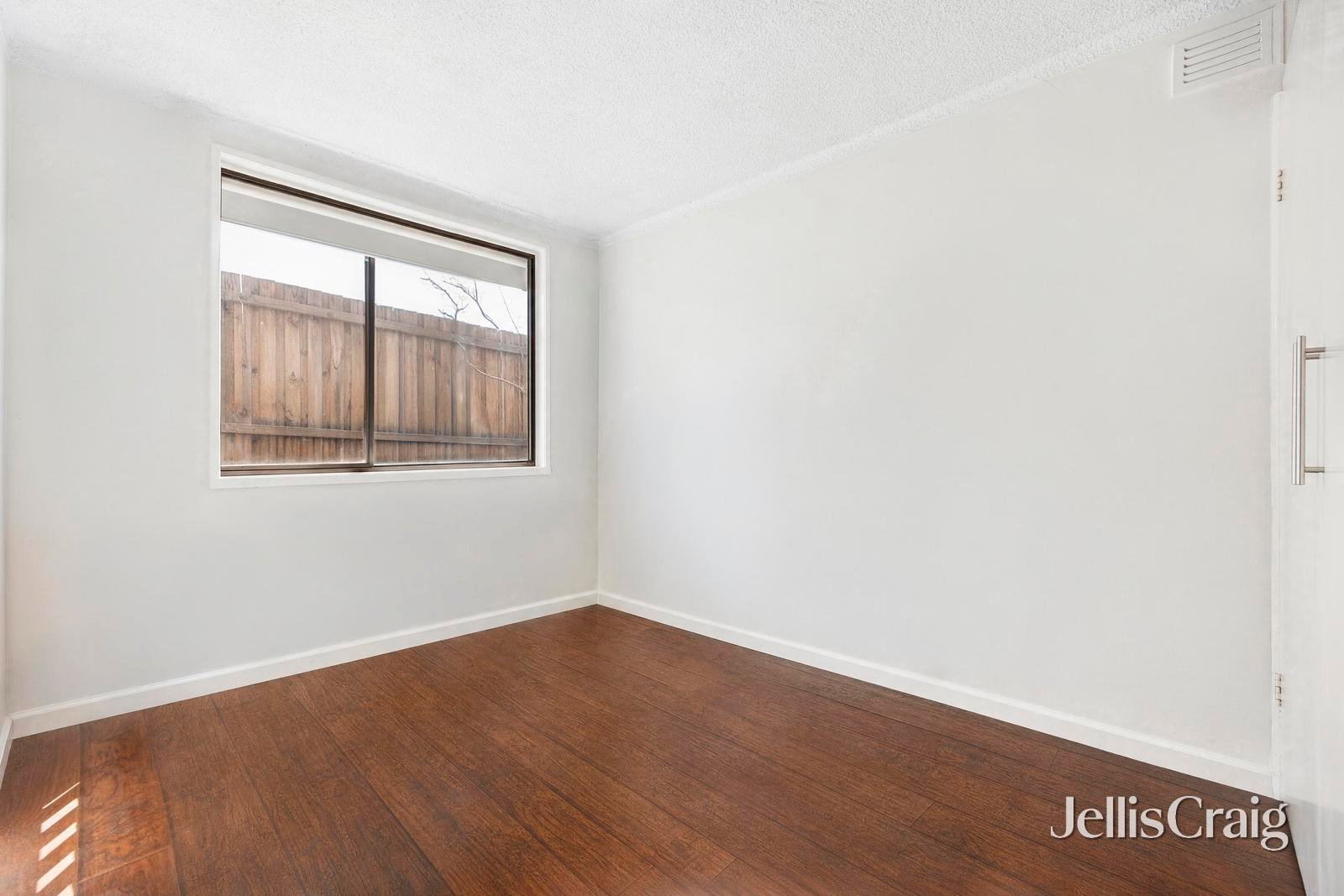 1/194 Aberdeen Street, Geelong&nbsp;West image 3