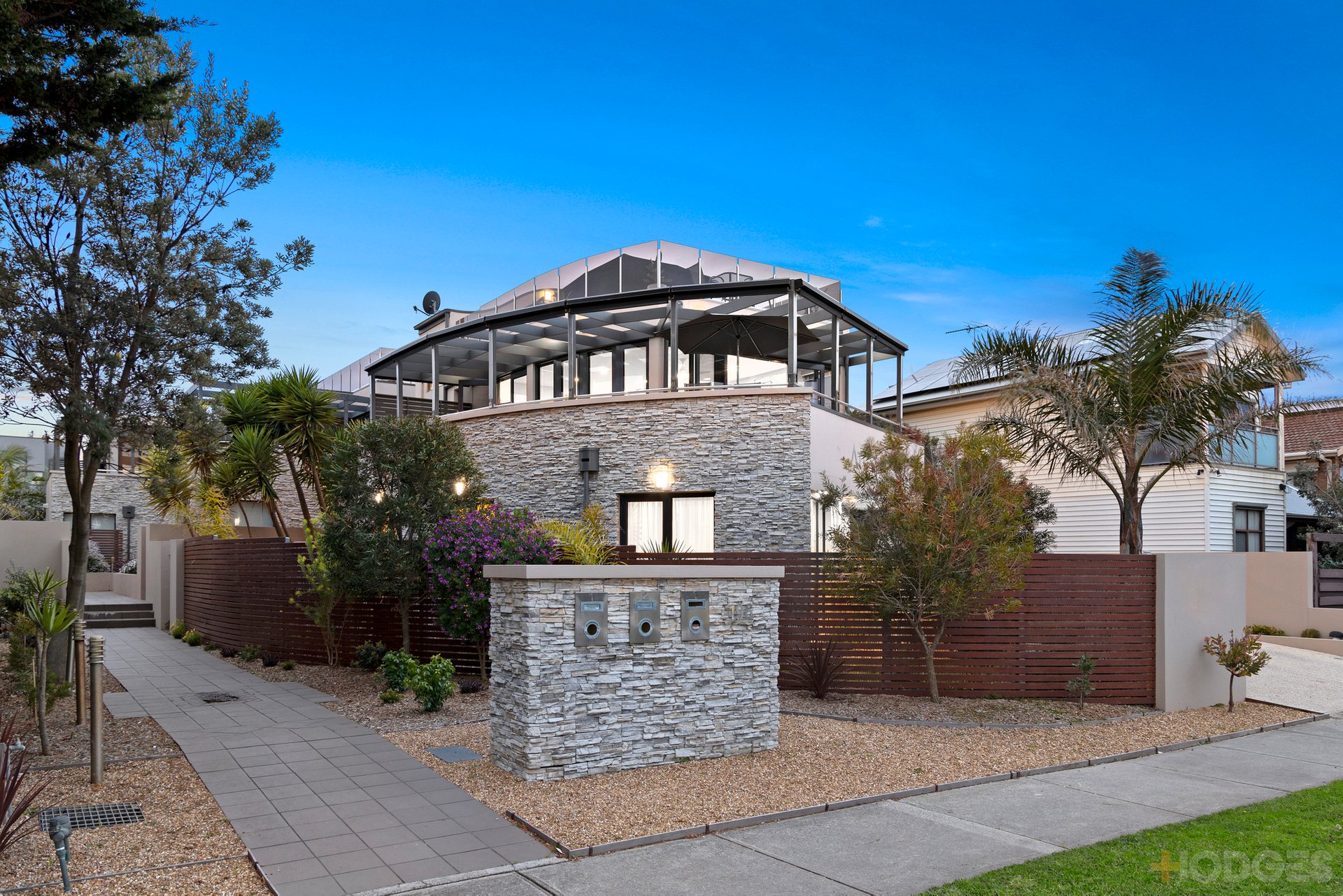 1 / 196 Beach Road Mordialloc