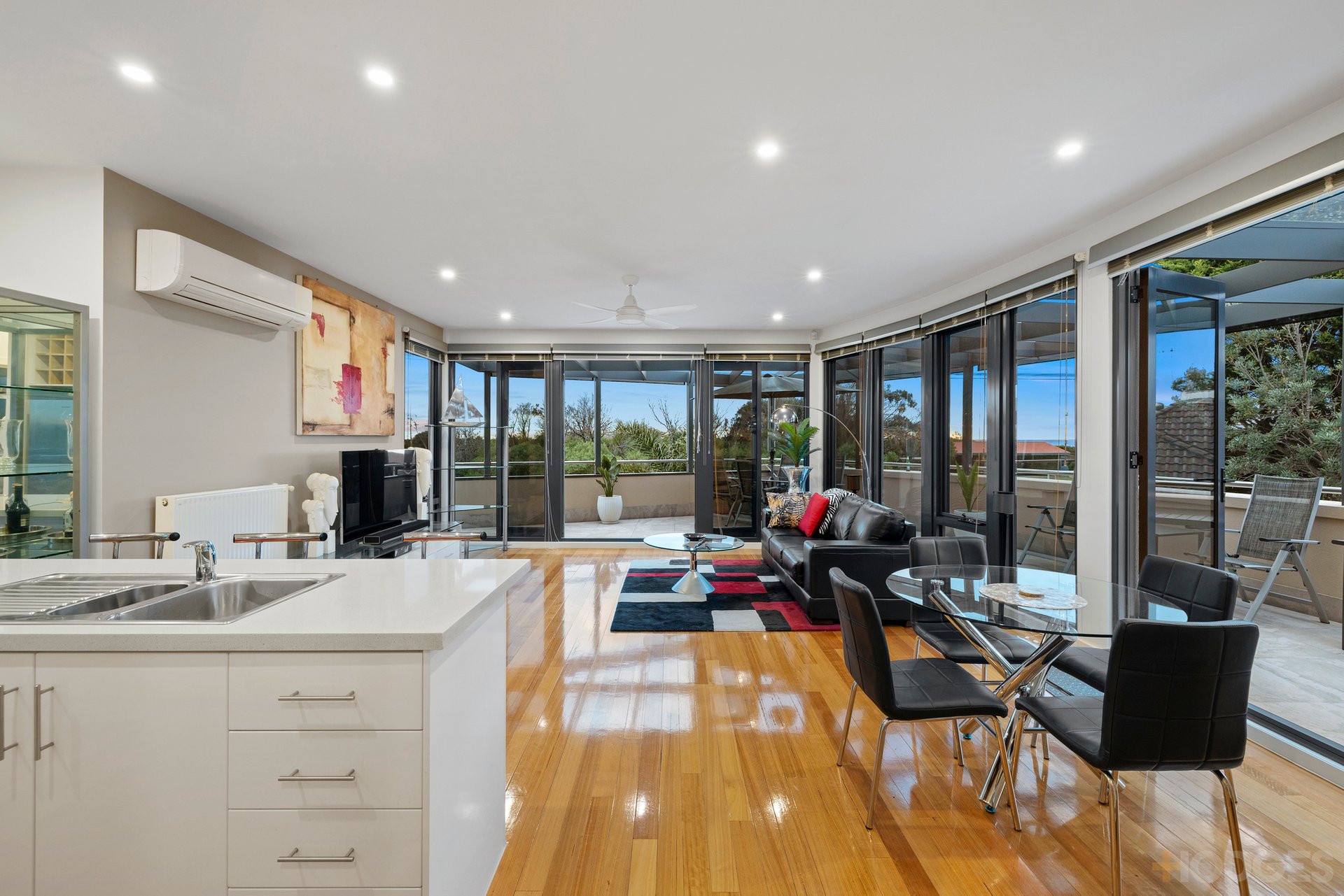 1 / 196 Beach Road Mordialloc