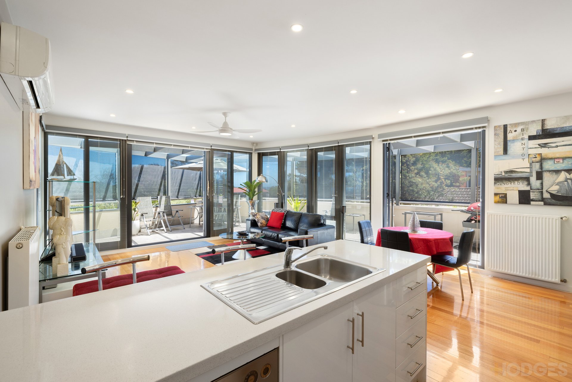 1 / 196 Beach Road Mordialloc