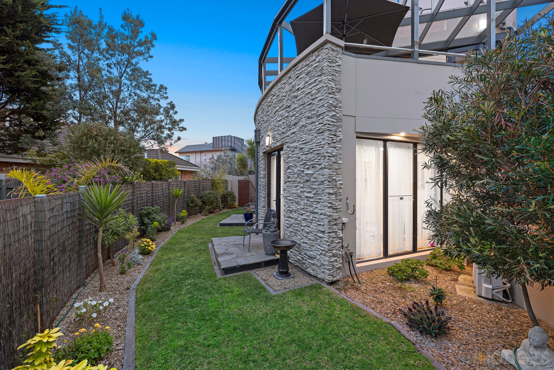 1 / 196 Beach Road Mordialloc