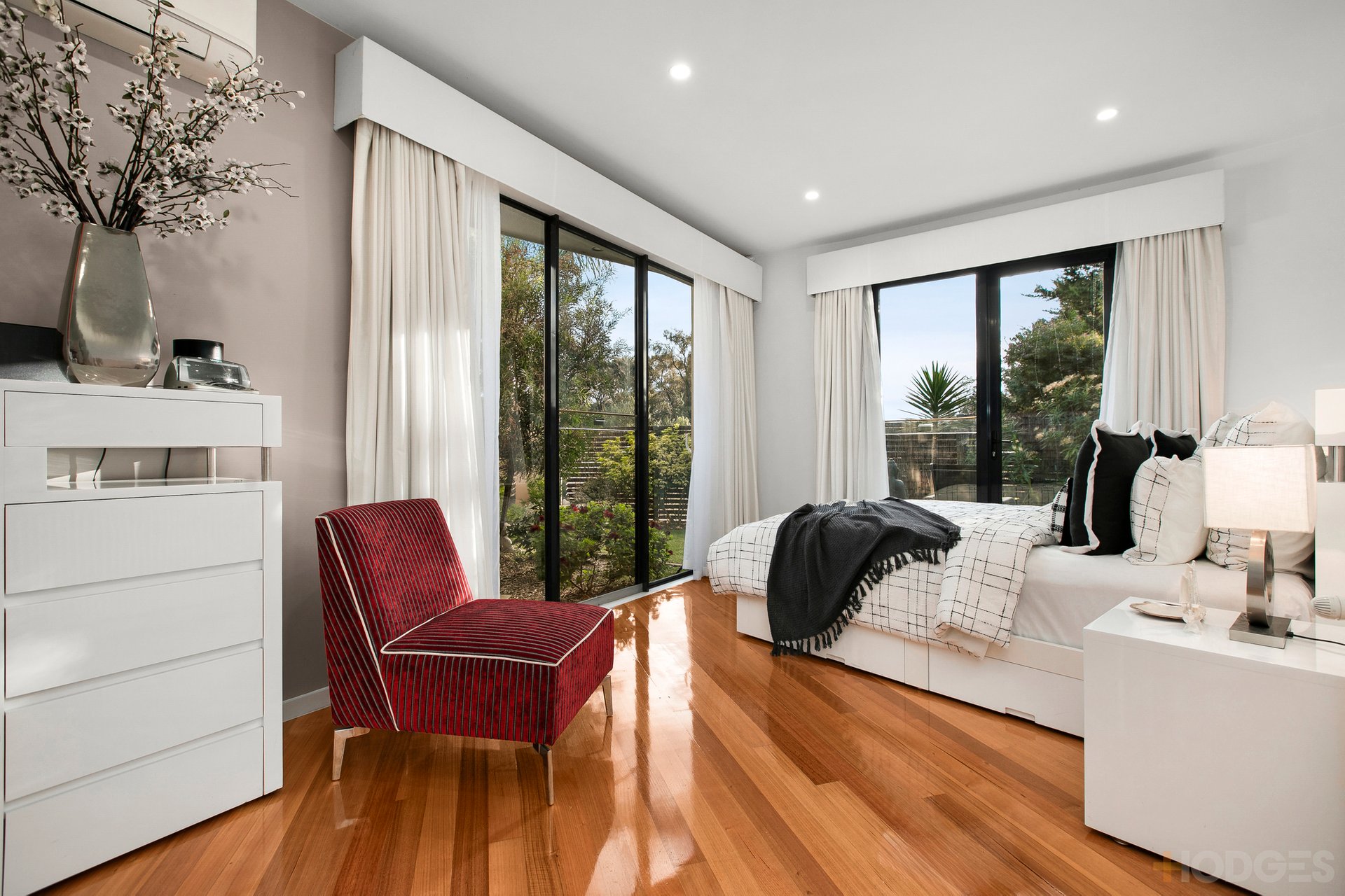 1 / 196 Beach Road Mordialloc
