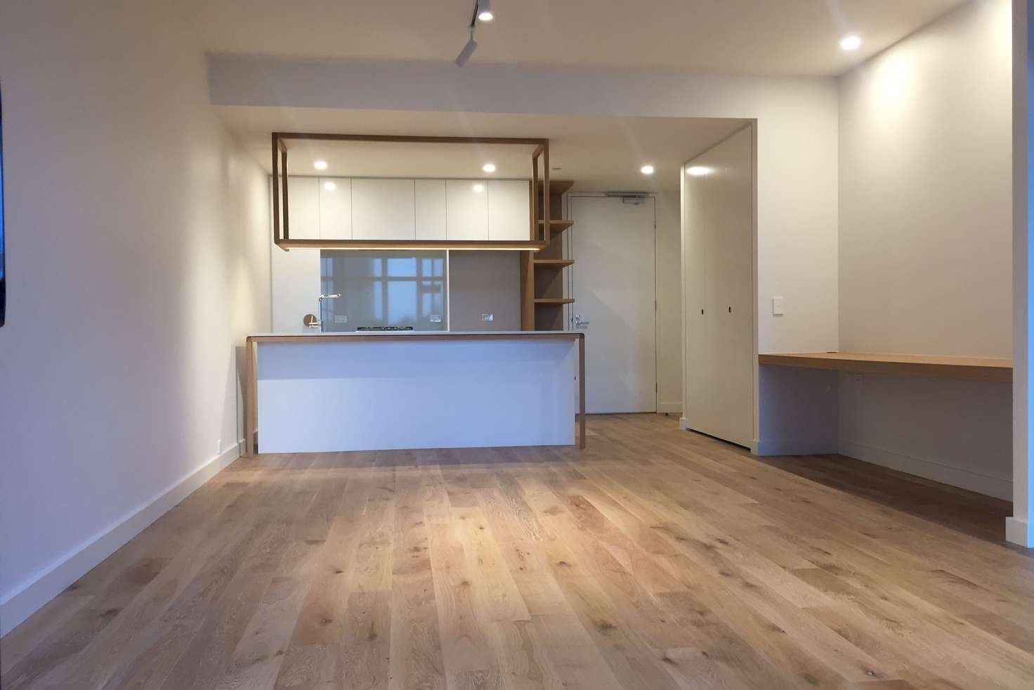 Property Gallery Thumbnail 3