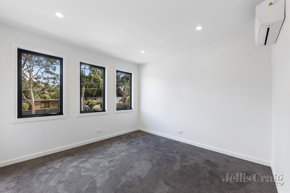 1/198 Hawdon Street, Heidelberg image 7