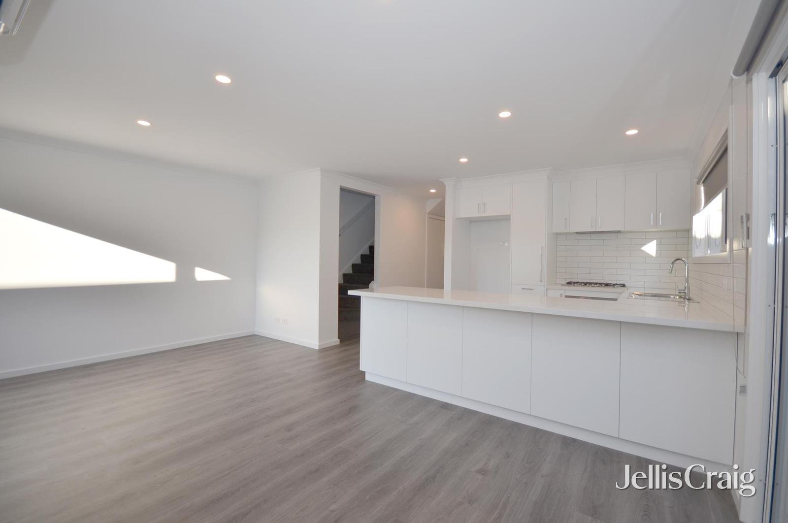 1/199 Nelson Street, Ballarat&nbsp;East image 2