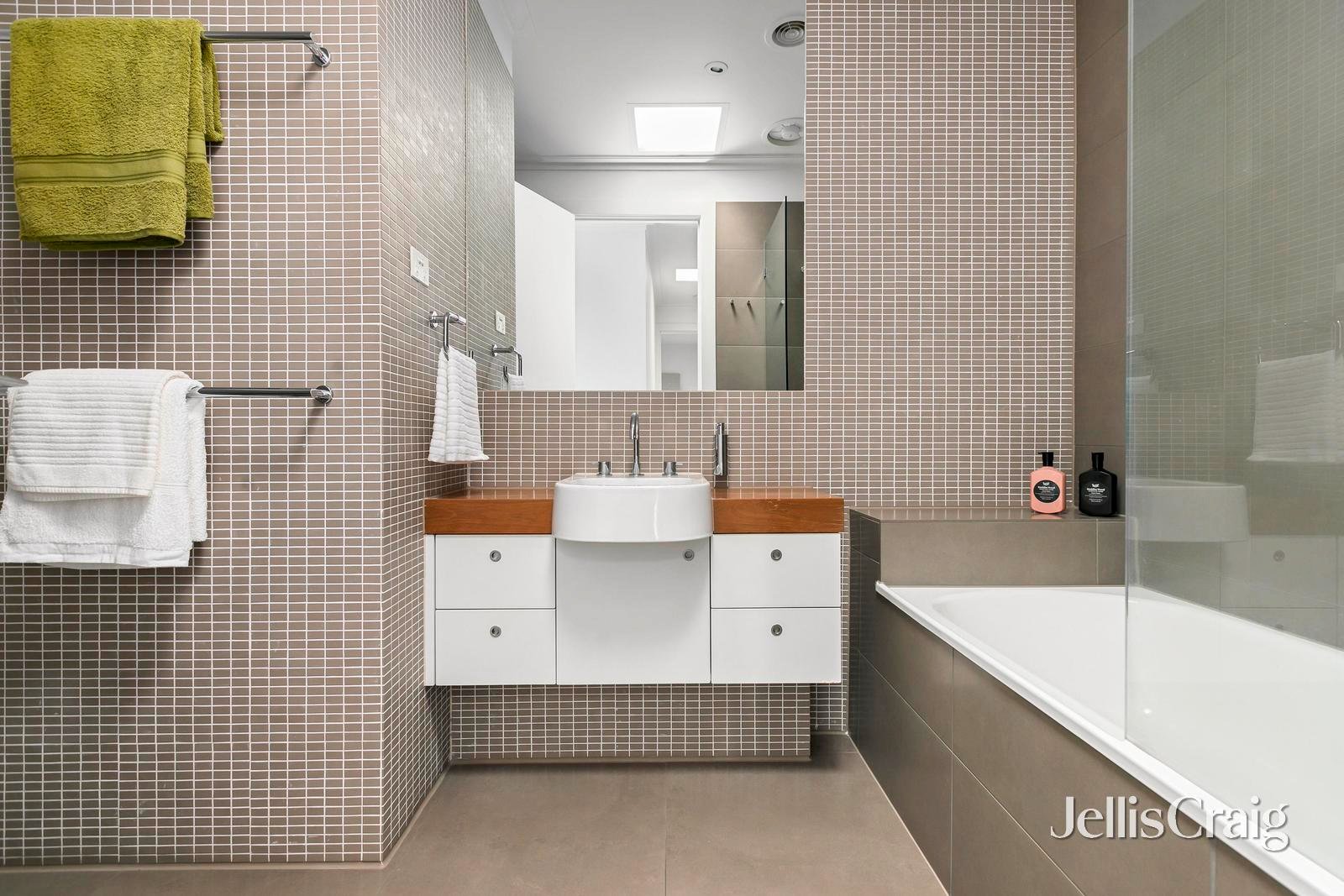 11A Austin Avenue, Elwood image 10