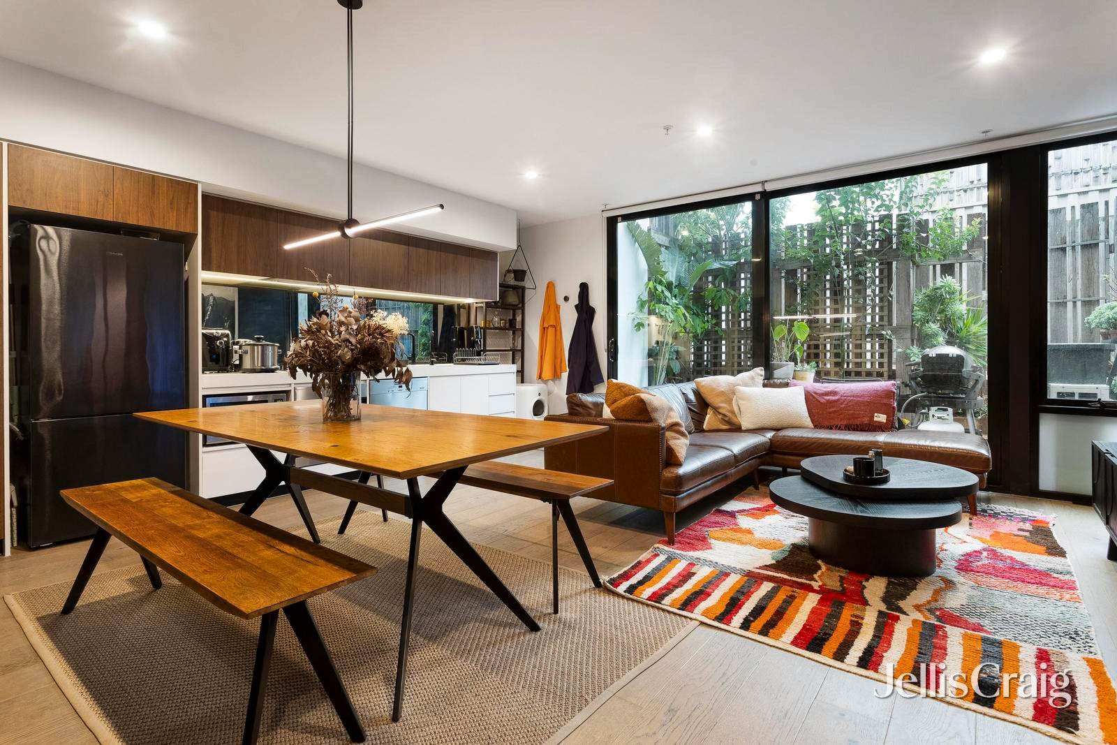 1/1a Campbell Grove, Northcote image 1