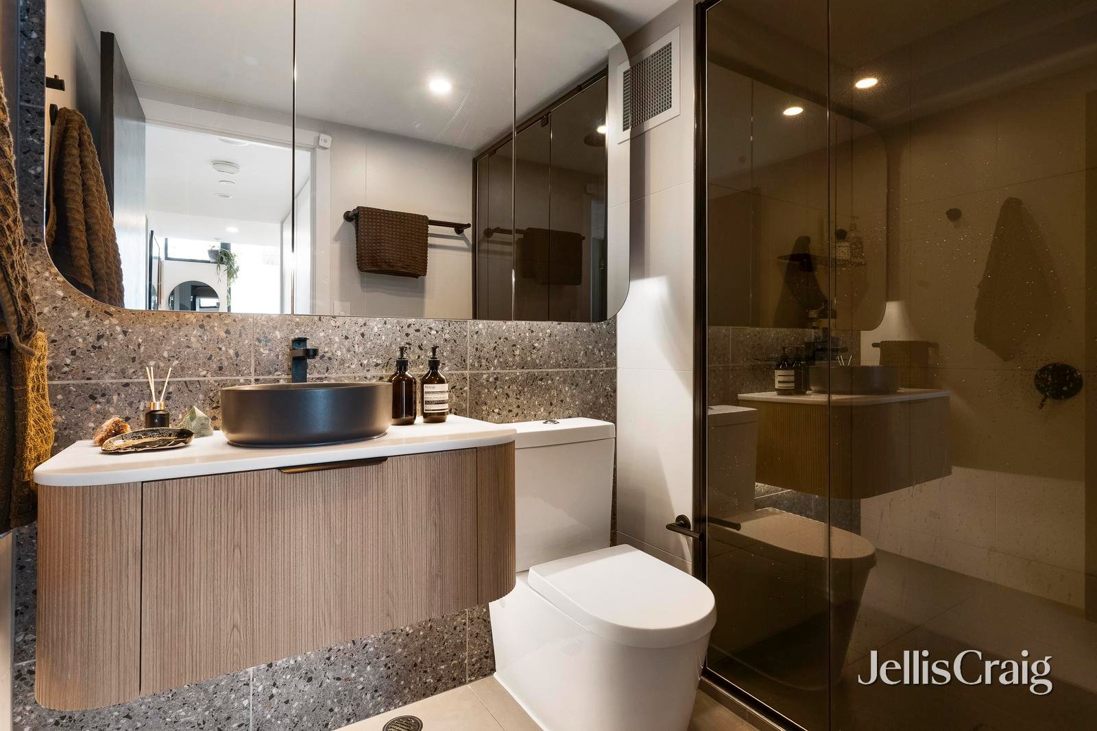 1/1a Campbell Grove, Northcote image 8