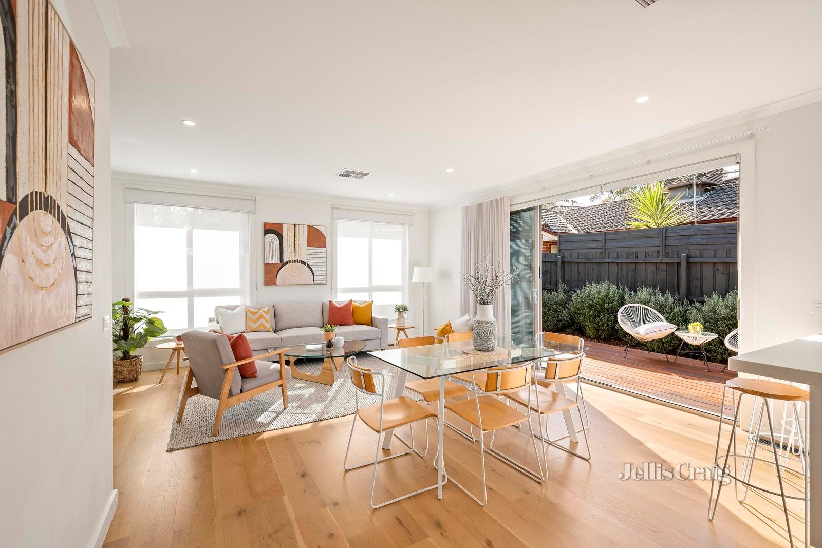 11a Cherylnne Crescent, Kilsyth image 2