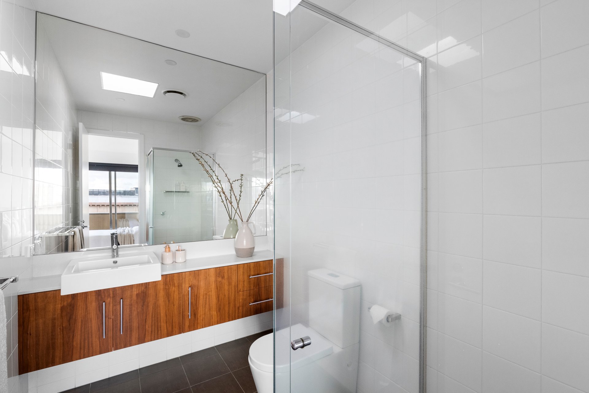 1/1A Churchill Grove, Hawthorn image 13