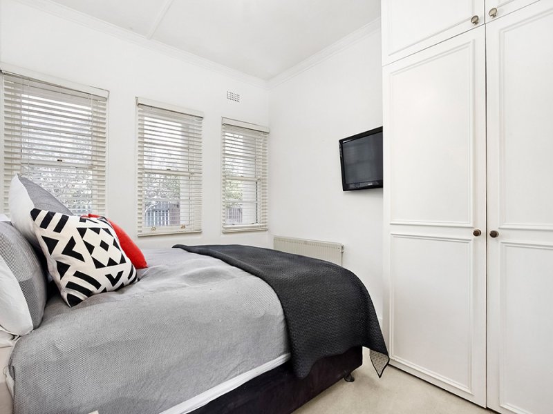 11A Foam Street, Elwood image 7