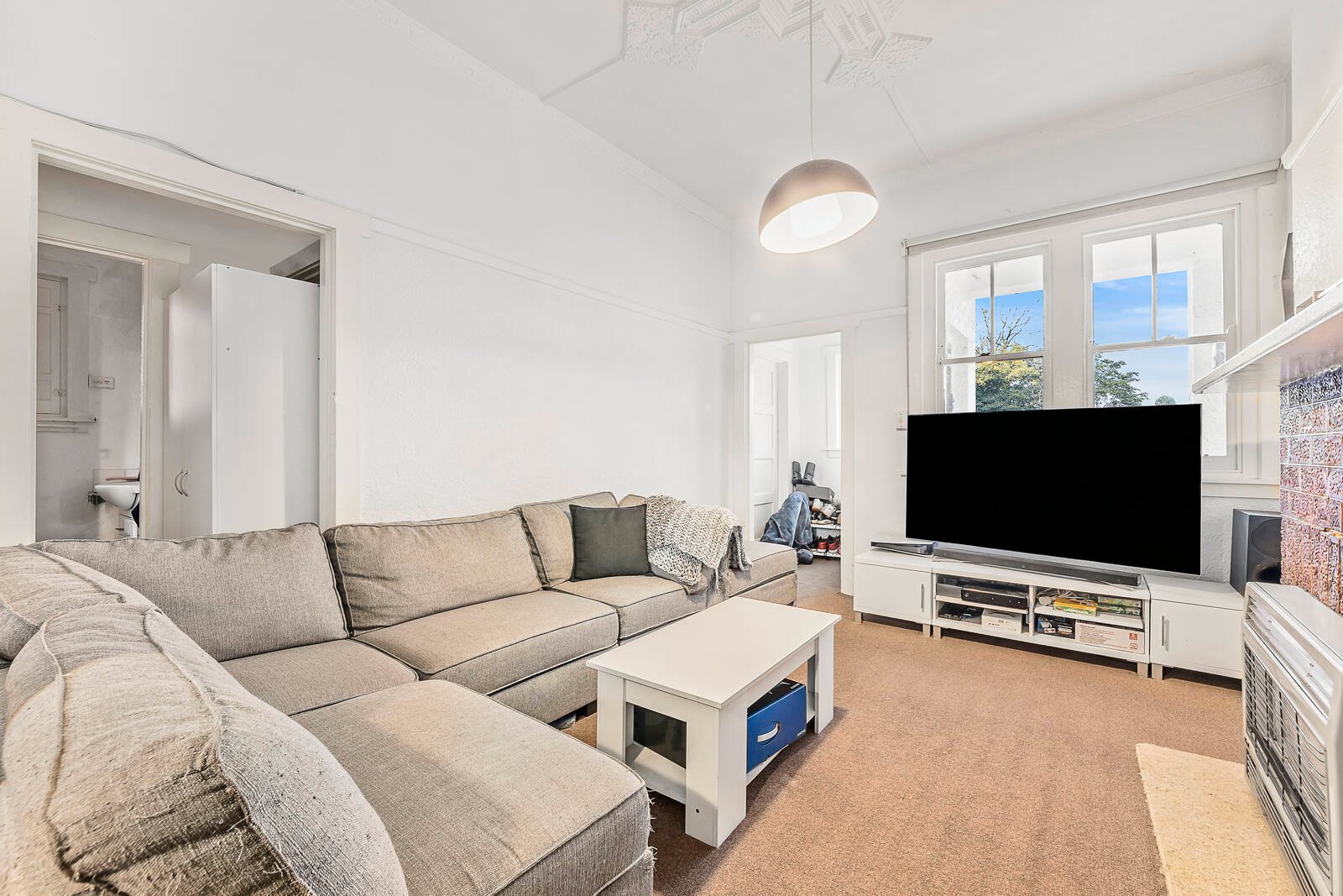 Property Gallery Thumbnail 3