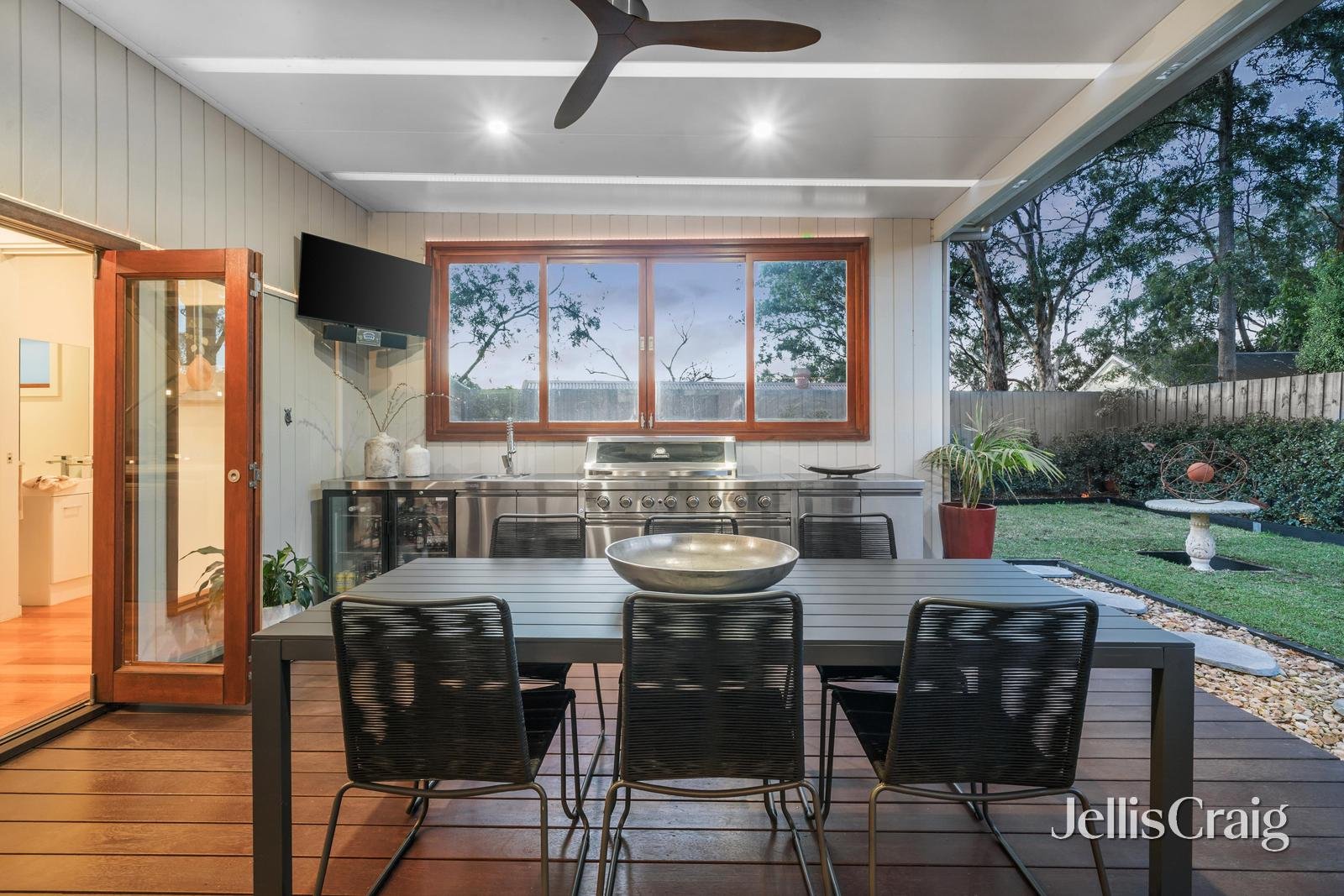 11A Guymer Court, Montmorency image 13