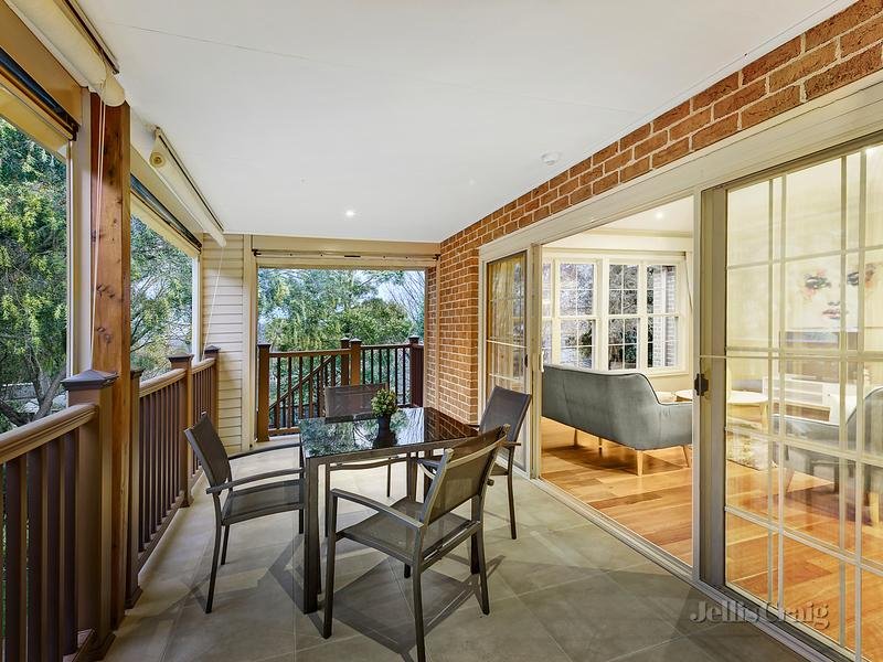 11A Janson Court, Croydon North image 11