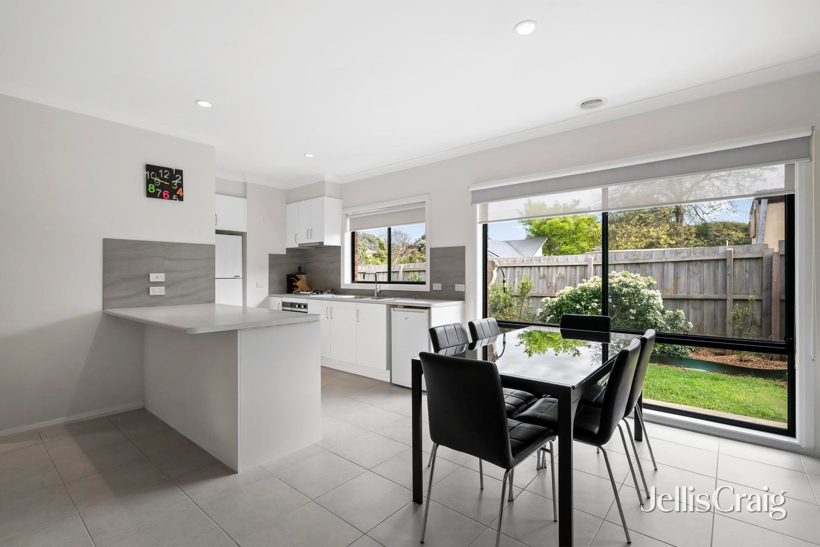 11a Mimosa Avenue, Kilsyth image 5