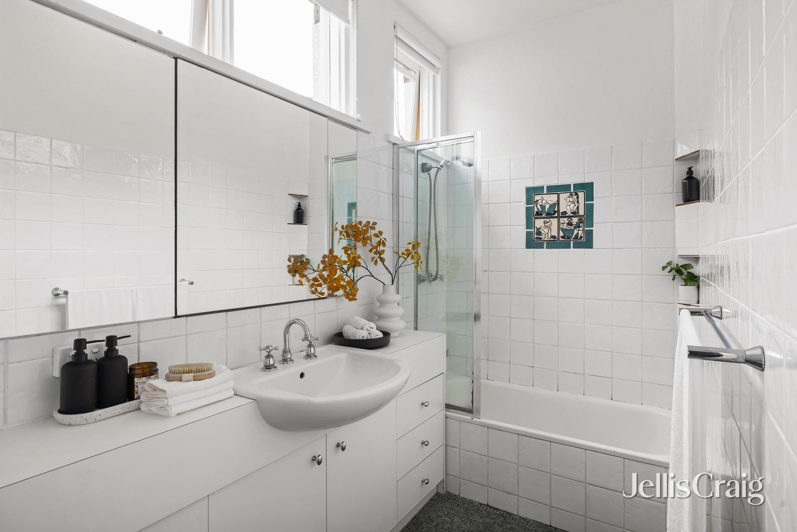 11A Murdoch Street, Camberwell image 8