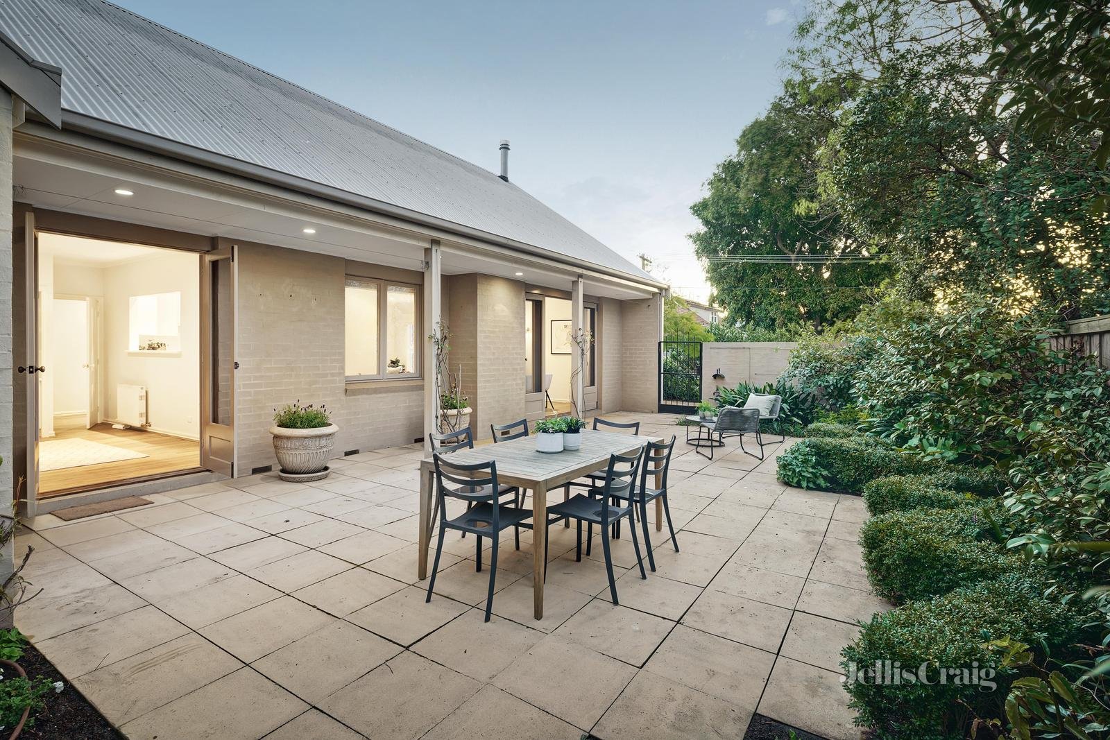 1/1A Pembroke Street, Surrey Hills image 9