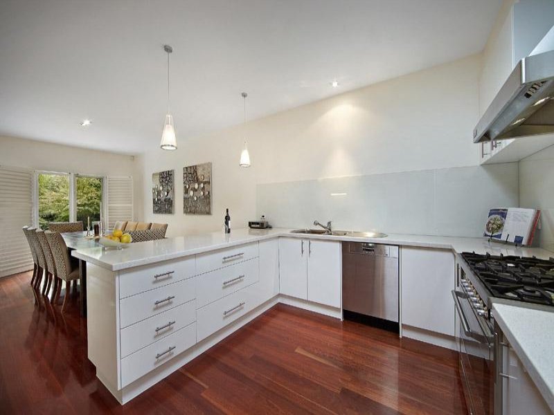 11a Scheele Street, Surrey Hills image 5