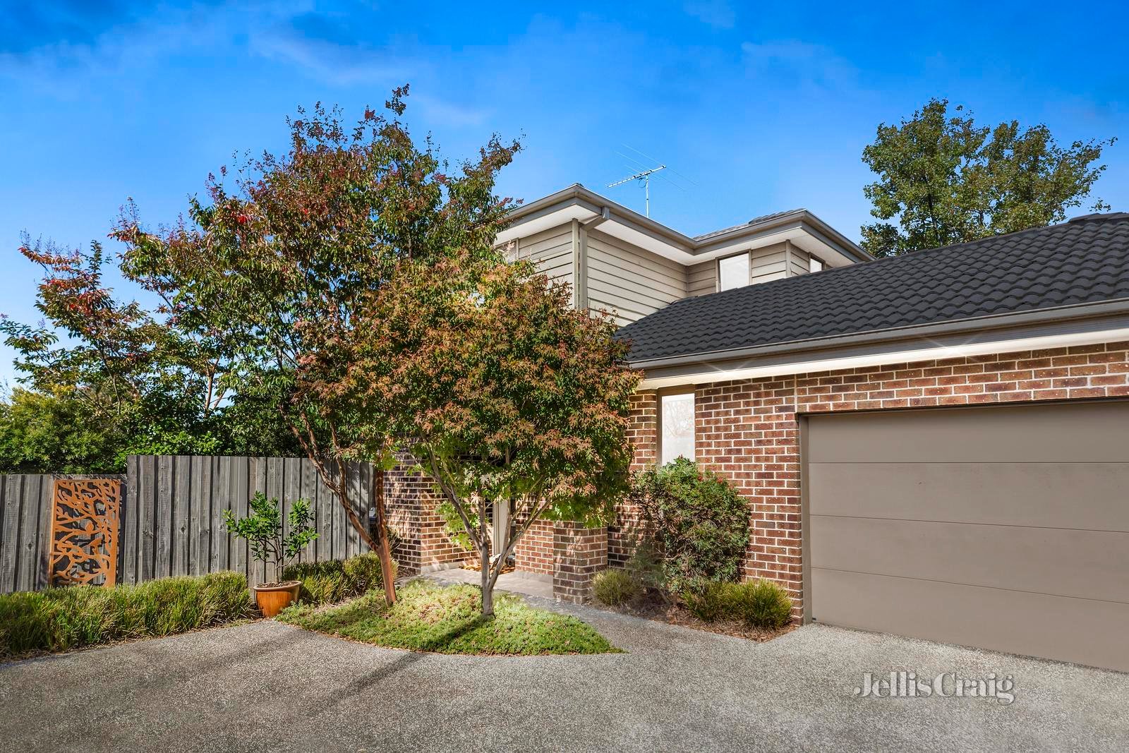 11a Twyford Street, Box Hill North image 1