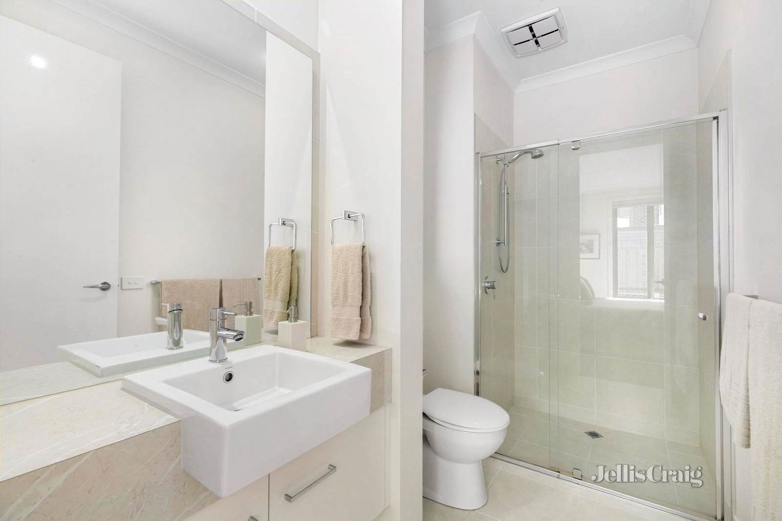 11a Twyford Street, Box Hill North image 6