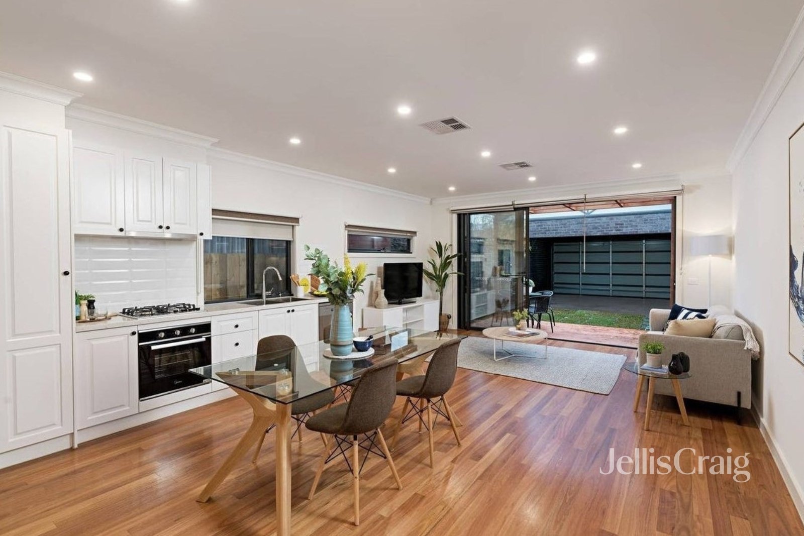 11a Wilcox Street, Preston image 3