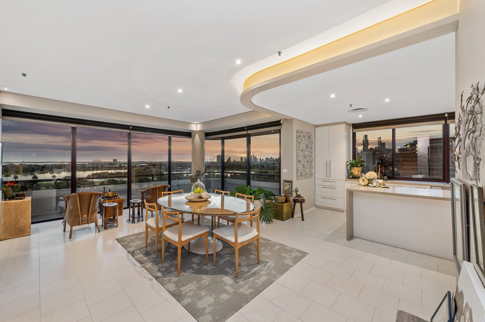 11A/29 Queens Road, Melbourne image 3