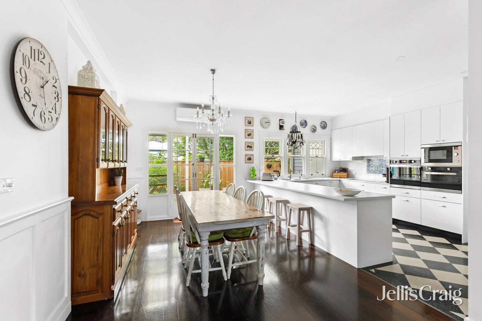 11B Barnfather Street, Thomson image 2